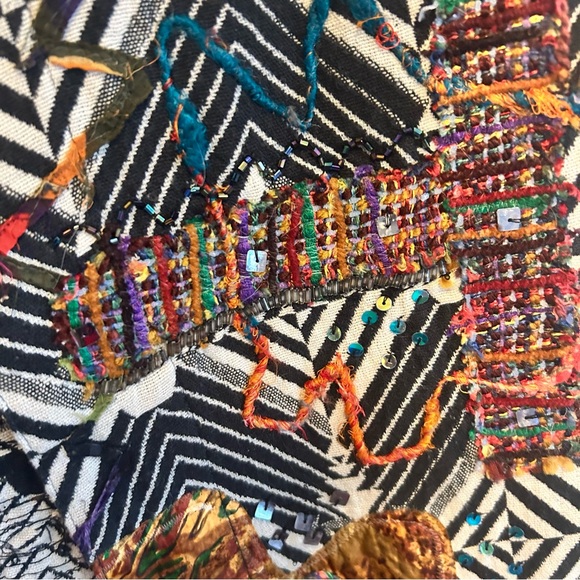 Chico’s Boho Multimedia Vest Size 3 - Picture 5 of 10